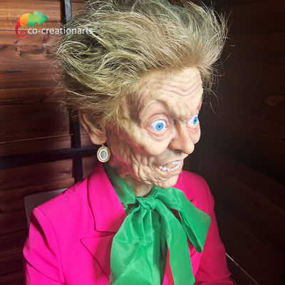 Animatronic Human Life Size mô phỏng con người trong nhà vệ sinh cho trang trí công viên giải trí